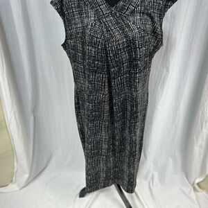 Liz Claiborne Black and Gray Textured Dress size XL
